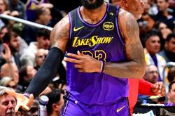 开云体育登录-奇才横扫76人，詹姆斯惊艳世界