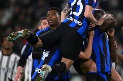 开云体育中国-尤文图斯冠军联赛半决赛落败，梦想破碎