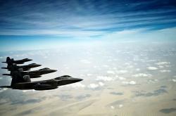 开云体育入口-阿布扎比的五分钟，当世界屏住呼吸，特奥在F1年度争冠之夜如何站上时间之刃