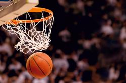 开云体育登录-钢铁之心冲破铁壁，巴尔韦德一锤定音，里昂硬气终结尤文时代悬念