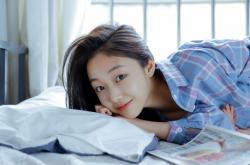 开云sport-金色风暴与蓝色叹息，当荷兰战术铁壁吞噬那不勒斯，内马尔的魔幻演出又如何沦为胜利注脚？