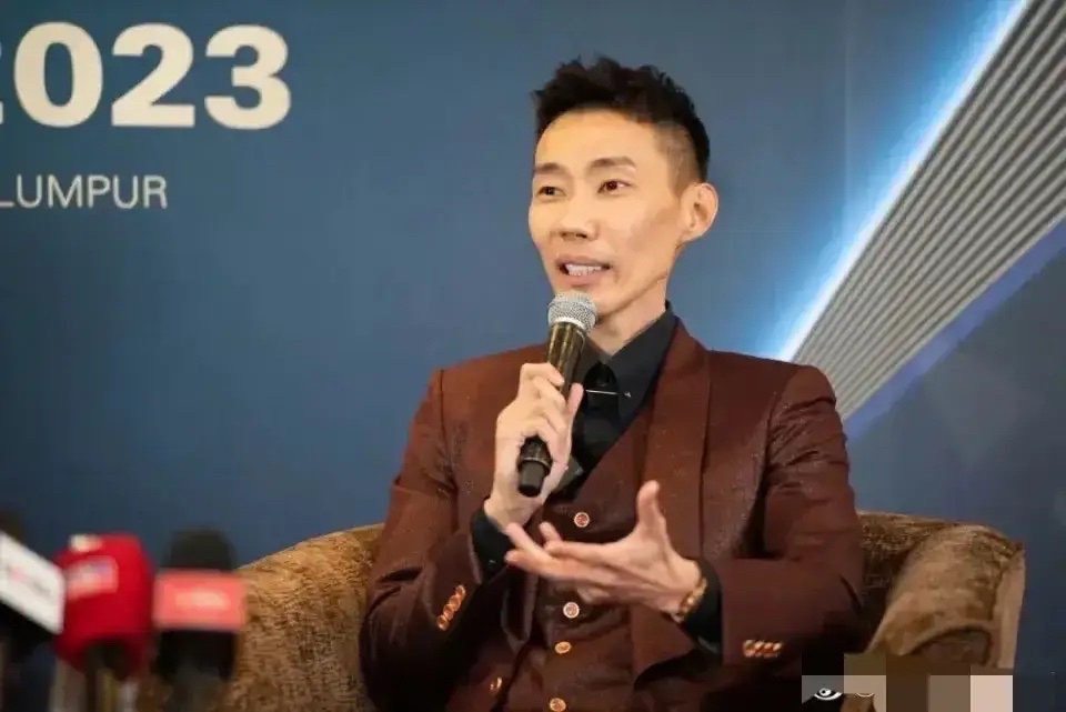 泰国羽毛球队绝地反击韩国羽毛球队，李宗伟制霸全场的简单介绍