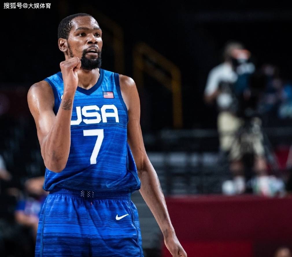 爵士完胜美国男篮，杜兰特打破历史纪录
