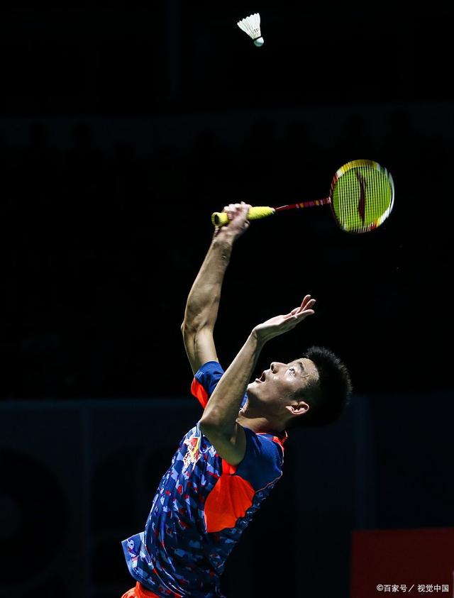 中国羽毛球队逆转泰国羽毛球队，谌龙高光表现