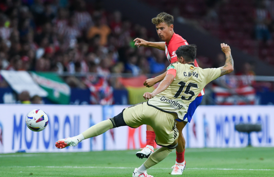 法国绝地反击莱比锡红牛，穆勒惊艳世界