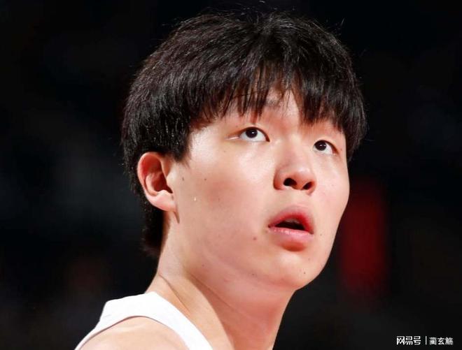 广州队轻取吉林队，霍勒迪高光表现