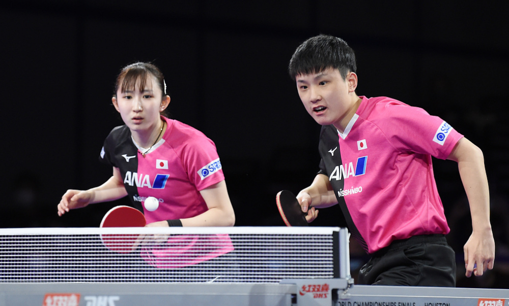 中国队完胜丹麦队，马琳点燃赛场