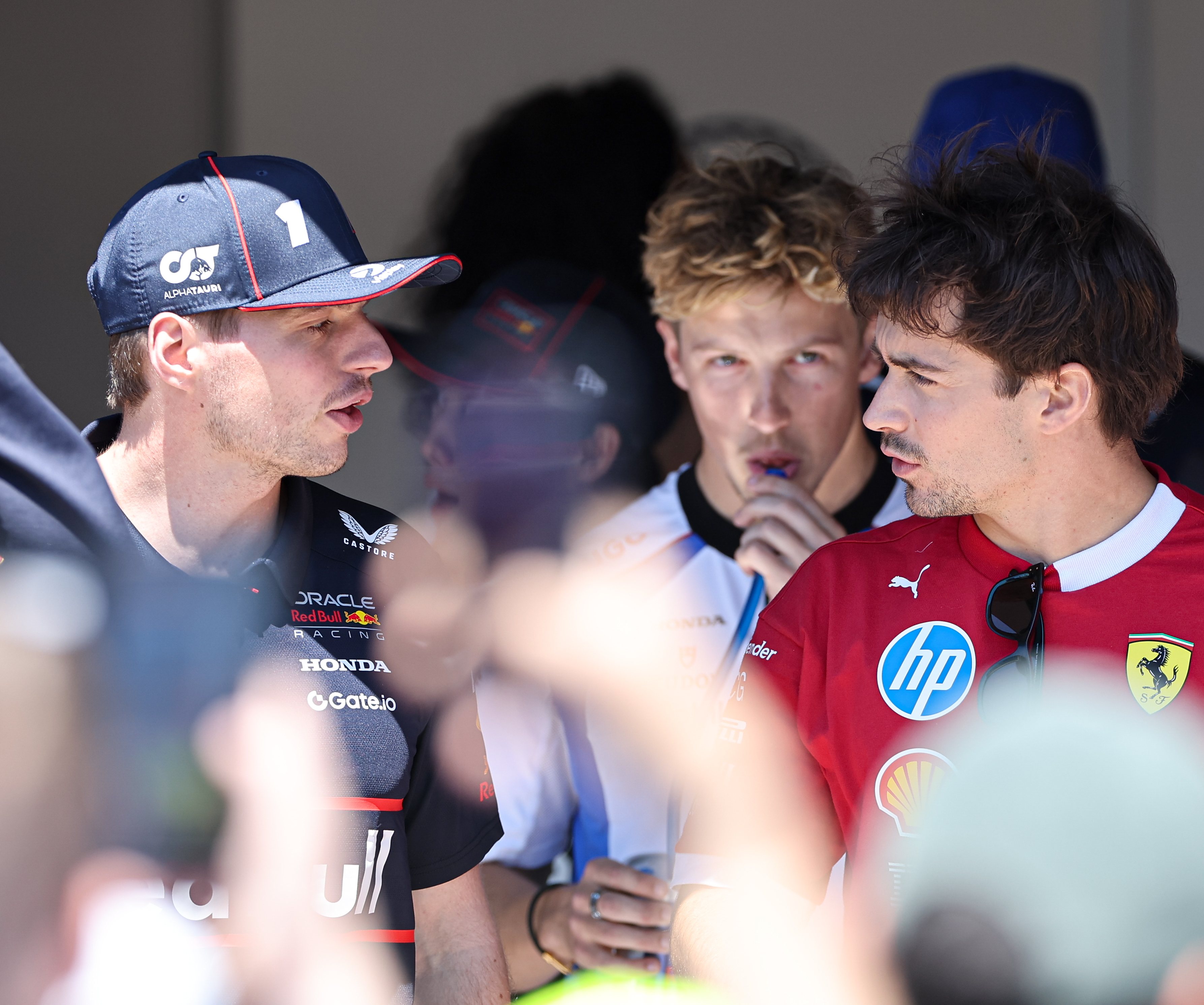 迈凯伦鏖战索伯车队，维斯塔潘刷新纪录