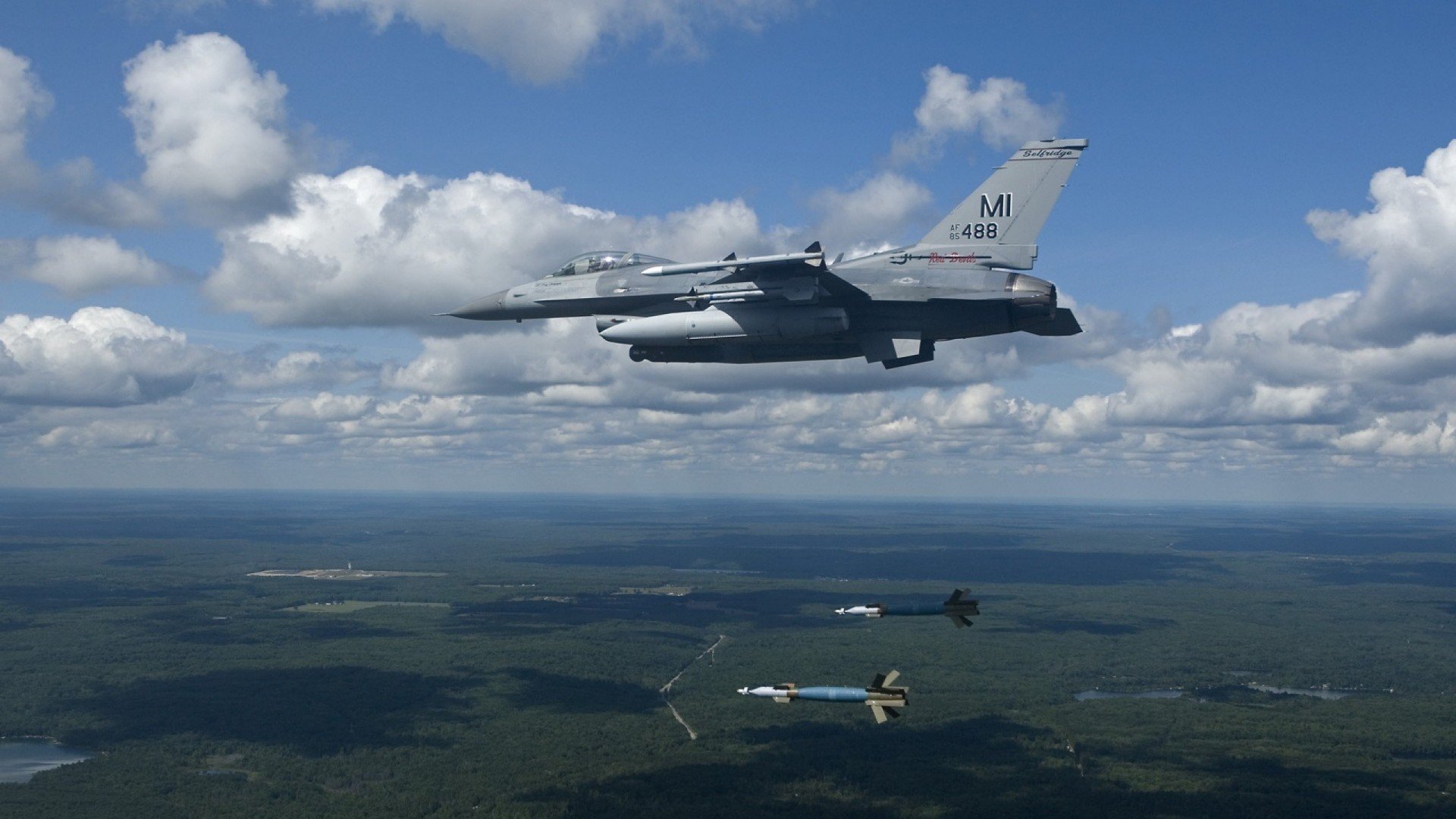 永恒之城的新战歌，罗马军团碾压南美神鹰，贝林厄姆史诗表演载入史册