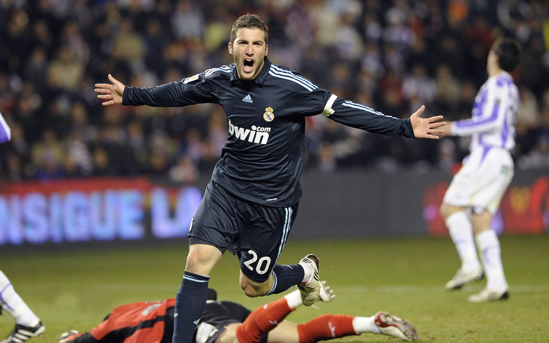 雷霆交响乐与哈利伯顿的绝命独奏，当团队艺术遇到大场面基因