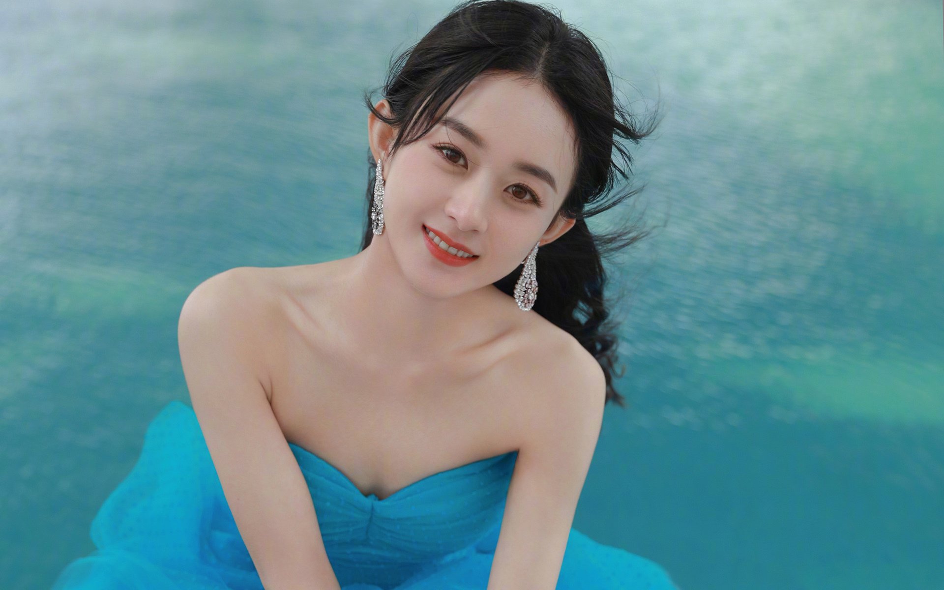 1.7亿与0边界，卢卡库刷新纪录之夜，卡塔尔资本如何悄然改写足球规则