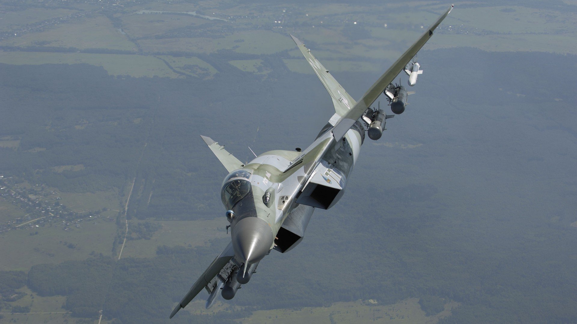 沉默火山突然喷发，阿劳霍一锤定音！勒沃库森精密仪器如何拆解蓝月军团？