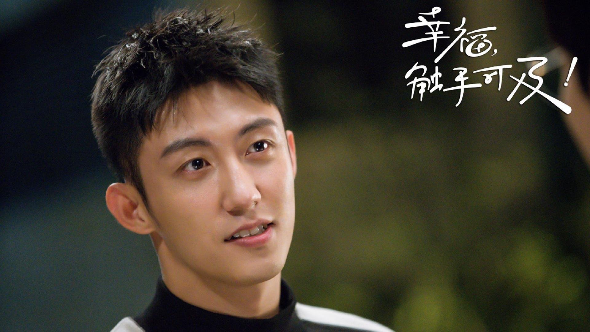 绿茵与星光，当阿尔及利亚遇见皇马，穆勒照亮的不只是球场