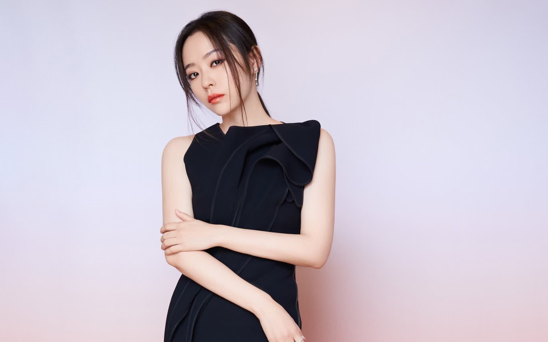 绿茵孤勇,当波兰的铁骑踏碎加纳的星辰,努涅斯用唯一性定义永恒